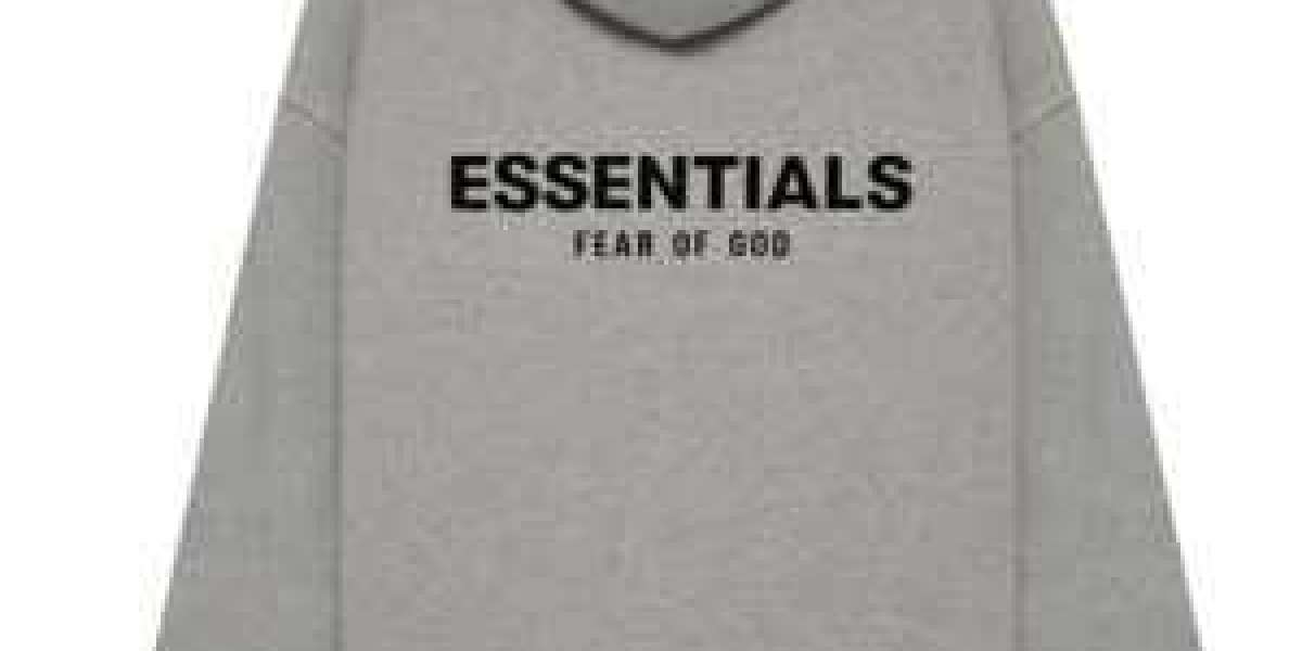 Elevate Your Wardrobe with the Essentials Hoodie Must-Have