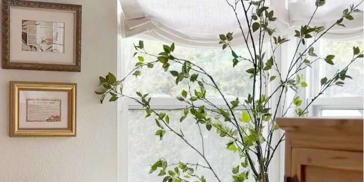 Linen Curtains and Drapes: Effortless Refinement for Bedroom Curtains
