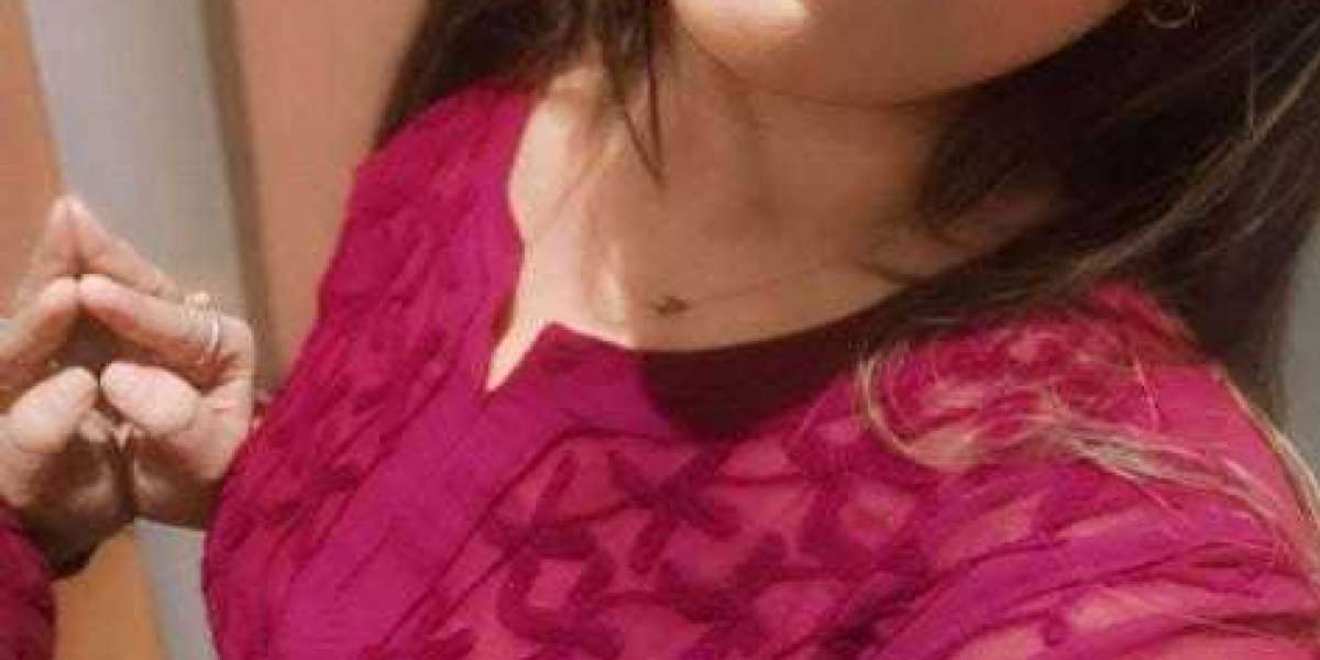 Let love slide quietly in your heart as you carefully choose a lover from escort service in Hyderabad